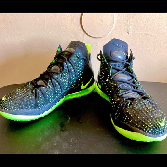 Nike Lebron xviii size 11.5 men’s